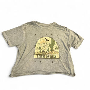 Green dessert dweller short t shirt